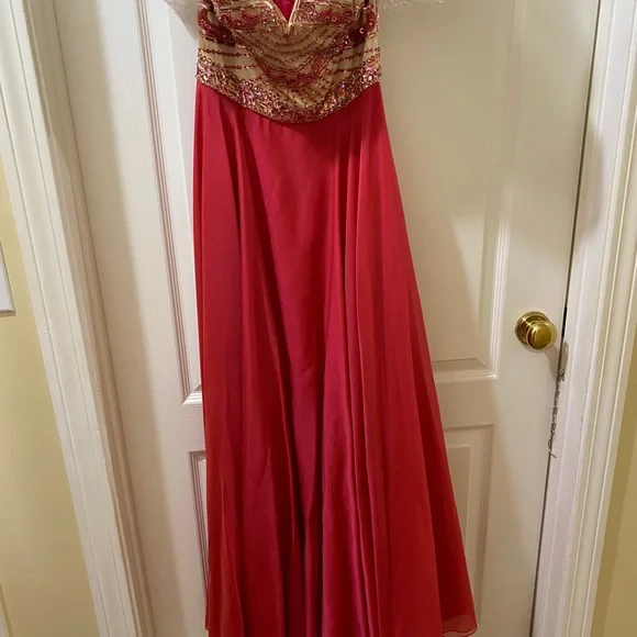 Sherri Hill Pink Gown 1942 Formal Prom Dress - Picture 4 of 7
